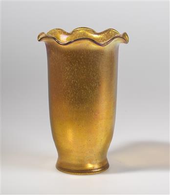 Vase, Entwurf: um 1900 von Tiffany Studios, New York - Jugendstil und Kunsthandwerk des 20. Jahrhunderts