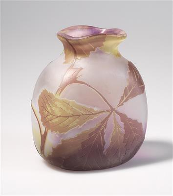 Vase mit Kastanienblättern, Legras  &  Cie., St. Denis, um 1900/14 - Jugendstil e arte applicata del XX secolo