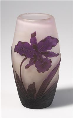 Vase mit Orchideen, Arsall, Vereinigte Lausitzer Glaswerke AG, um 1918 - Jugendstil und Kunsthandwerk des 20. Jahrhunderts