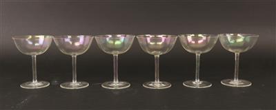Sechs Champagnerschalen, in der Art von Josef Hoffmann, "Glasservice 2100, Dekor 1", Wien, um 1923 - Jugendstil e arte applicata del XX secolo