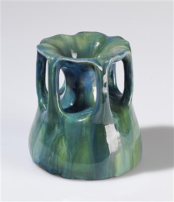 Blütenförmige Vase mit Laufglasur, Wiener Kunstkeramische Werkstätte (WKKW), um 1911 - Jugendstil u. Kunsthandwerk d. 20. Jahrhunderts