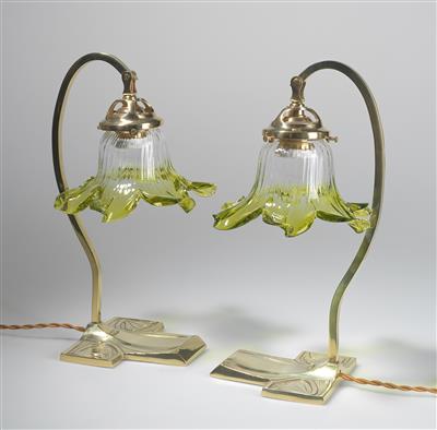 Paar Jugendstil Tischlampen mit ausschwingenden Lampenschirmen, Entwurf: um 1900/1910 - Jugendstil u. Kunsthandwerk d. 20. Jahrhunderts