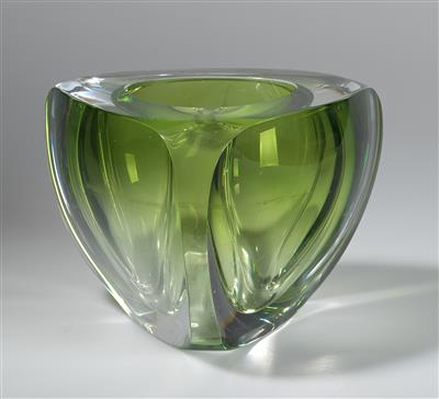 Vase im Art Déco Stil, Böhmen - Jugendstil u. Kunsthandwerk d. 20. Jahrhunderts