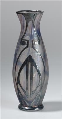 Vase mit galvanoplastischer Silberauflage in arabesker Formation, Böhmen, um 1900/1910 - Jugendstil e arte applicata del XX secolo