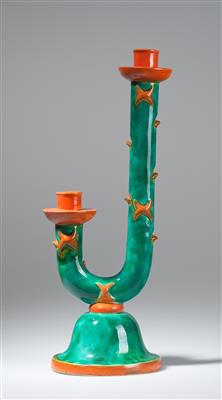 Zweiarmiger Kerzenleuchter, wohl Ida Meisinger (Erdös-Meisinger), Wiener Manufaktur Friedrich Goldscheider, bis ca. 1941 - Jugendstil u. Kunsthandwerk d. 20. Jahrhunderts