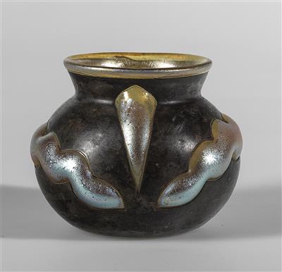 Vase, Johann Lötz Witwe, Klostermühle, Metallmontierung: Pergamon, München, um 1904-09 - Secese a umění 20. století