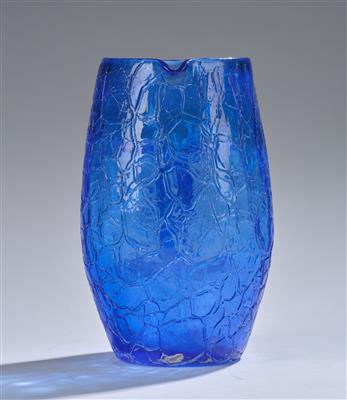 Krug in blauem Eisglas, in der Art von Koloman Moser, Johann Lötz Witwe, Klostermühle, um 1905 - Secese a umění 20. století