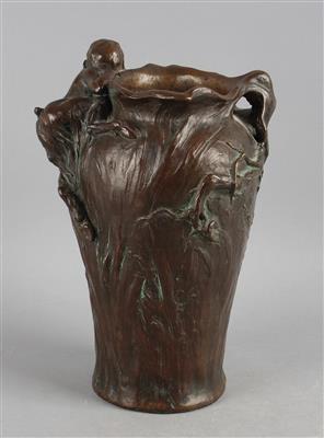 Bronzevase mit einem Henkel und Faun, um 1900 - Jugendstil and 20th Century Arts and Crafts