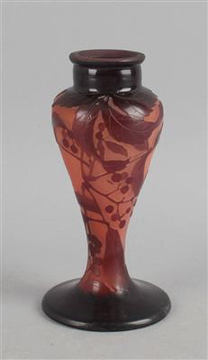 Vase mit Eberesche, Emile Gallé, Nancy, 1920er Jahre - Jugendstil and 20th Century Arts and Crafts