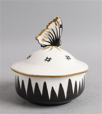 Deckeldose mit Schmetterling, um 1920/30 - Jugendstil e arte applicata del XX secolo
