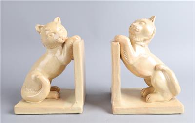 Paar Buchstützen mit Katzen, Entwurf: um 1920/30 - Kleinode des Jugendstils und angewandte Kunst des 20. Jahrhunderts