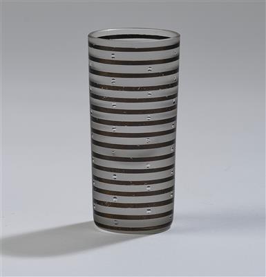 Josef Hoffmann, Likörglas, Schwarzbronzit Var. A, Entwurf: um 1911, Manufaktur: Böhmische Manufaktur, nach 1912 - Secese a umění 20. století