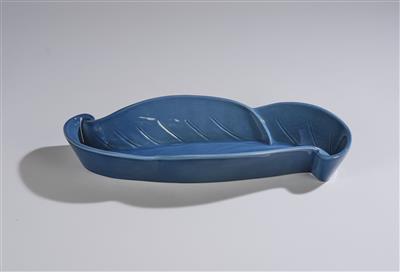 Vally Wieselthier, große Schale in Form eines Blattes, General Ceramics, New Jersey, um 1939 - Secese a umění 20. století