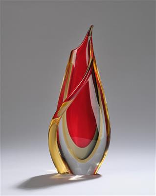 Hohe, mehrfach unterfangene Vase mit spitz ausgezogener Mündung, Formia, Murano - Secese a umění 20. století