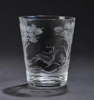 Vase aus farblosem Glas mit Jagdszene, Firma J.  &  L. Lobmeyr, Wien - Secese a umění 20. století