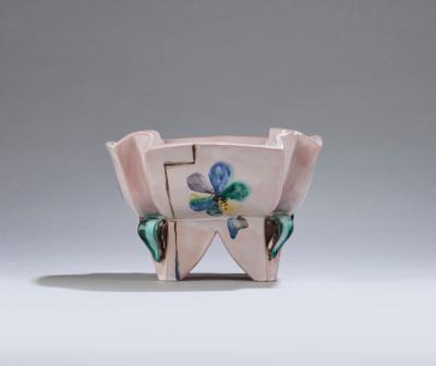 A footed bowl with figural and abstract floral decoration, c. 1920/35 - Secese a umění 20. století