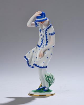 Ida Schwetz-Lehmann, "Mädchen im Sturm", model number 1593, designed in 1926, executed by Vienna Porcelain Factory Augarten, as of 1996/97 - Jugendstil e arte applicata del XX secolo