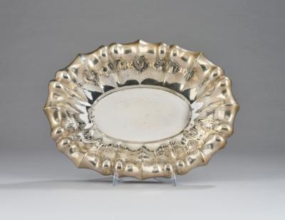 An oval silver bowl, Sigmund Reif or Solomon Reinstein, Vienna, by May 1922 - Secese a umění 20. století