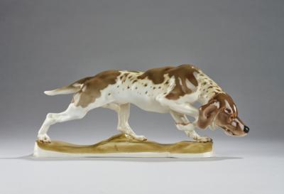 Hans Behrens, a large hunting dog, model number 160, designed in 1905/06, executed by Königliche Porzellan-Manufaktur Nymphenburg and Staatliche Porzellan-Manufaktur Nymphenburg, by c. 1920 - Jugendstil and 20th Century Arts and Crafts