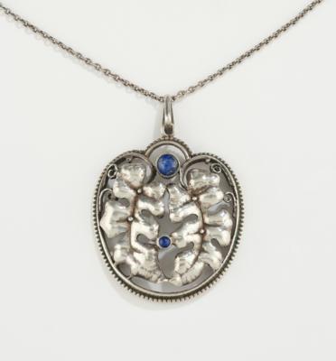 A silver pendant with foliate décor and lapis lazuli, Karl Karst, Pforzheim, c. 1900/15 - Jugendstil and 20th Century Arts and Crafts