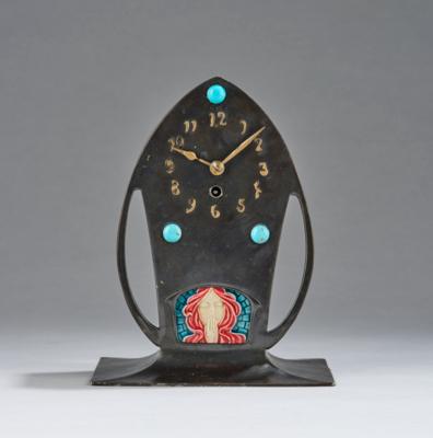 A table or mantel clock with enamelled portrait of a woman, Carl Werner, Villingen, c. 1900/1920 - Jugendstil e arte applicata del XX secolo
