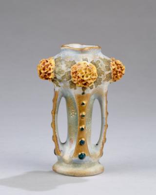 A vase with four handles and flowers, model number 11632, Amphorawerke Riessner, Stellmacher & Kessel, Turn-Teplitz, to 1907 - Jugendstil and 20th Century Arts and Crafts