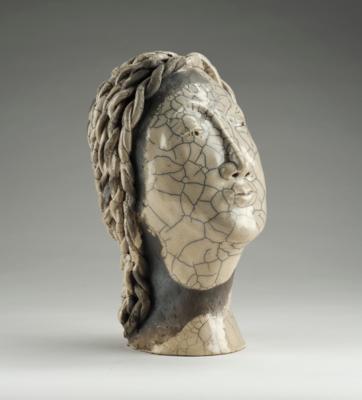 An expressive female head, - Secese a umění 20. století