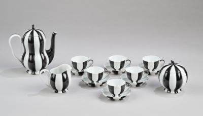 Josef Hoffmann, a a melon-shaped 15-piece service for six persons, form number 15, pattern number 7027, designed in 1929, executed by Vienna Porcelain Manufactory Augarten, as of 1996/97 - Jugendstil e arte applicata del 20 secolo