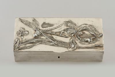 A silver-plated casket with dragonflies and iris décor, c. 1900/15 - Jugendstil and 20th Century Arts and Crafts