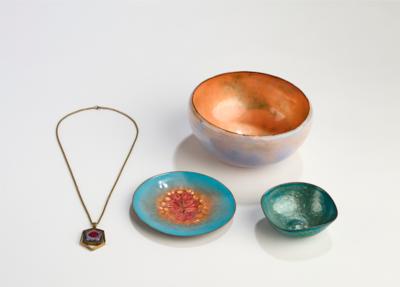 Nora Grill, a round bowl and a rounded bowl with plate and a chain pendant, Vienna, c. 1955/60 - Jugendstil and 20th Century Arts and Crafts