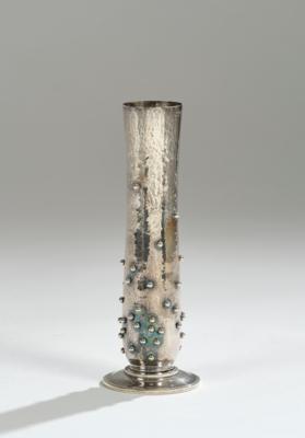 A sterling silver vase with hammered decoration and spheres, Jarosinski & Vaugoin, Vienna - Jugendstil and 20th Century Arts and Crafts
