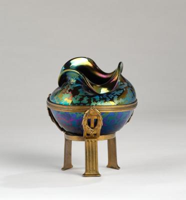 Vase mit Metallmontierung, Dekor: Bacillus, Wilhelm Kralik Sohn, Eleonorenhain, um 1900 - Kleinode des Jugendstils & Angewandte Kunst des 20. Jahrhunderts
