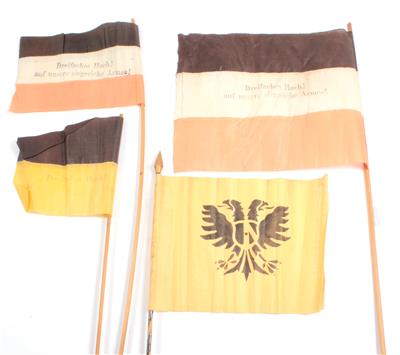Konvolut 9 patriotischer Hand-Fähnchen, - Armi d'epoca, uniformi e militaria
