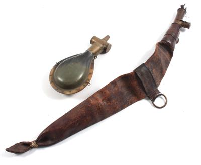 Konvolut: Schrotbeutel und Pulverflasche, - Historische Waffen, Uniformen, Militaria