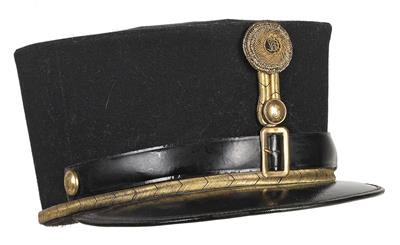 Schwarze steife Kappe für Offiziere des k. u. k. Sappeur-Bataillons Nr. 3, - Historische Waffen, Uniformen, Militaria