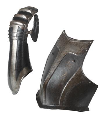 Brust und linker Unterarm samt Handschuh zu einem Feldkürass, - Historische Waffen, Uniformen, Militaria