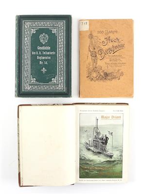 Konvolut von 3 militärischen Büchern: - Armi d'epoca, uniformi e militaria