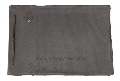 Großformatiges Fotoalbum der K. u. k. Fliegertruppe im 11. Armeekommando, - Historische Waffen, Uniformen, Militaria