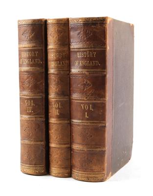3-bändiges Geschichtswerk 'The History of England' von Hume and Smollet, - Starožitné zbraně