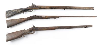 Konvolut von drei Flinten, - Antique Arms, Uniforms and Militaria