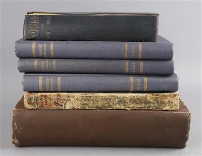 Konvolut von 6 Büchern zum Thema Napoleonische Kriege, bzw. Kaiser Napoleon: - Armi d'epoca, uniformi e militaria