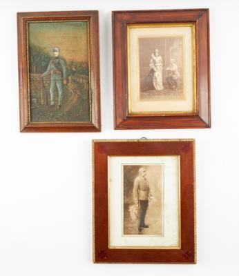 Konvolut von 3 gerahmten Fotografien aus der k. u. k. Monarchie: - Antique Arms, Uniforms and Militaria