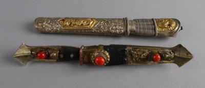 2 tibetische Dolche, - Historische Waffen, Uniformen & Militaria