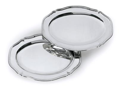 A pair of platters from St Petersburg, - Silver