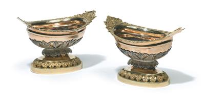 A pair of condiment bowls from Moscow, - Argenti