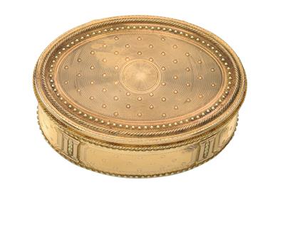 A snuffbox from Paris, - Silver