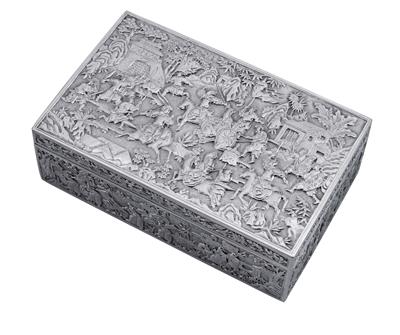 A lidded cassette from China, - Silver