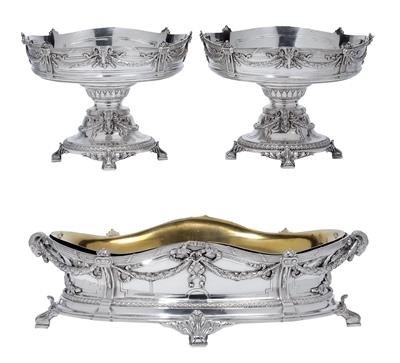A pair of centrepiece bowls and jardinière, from Vienna - Silver
