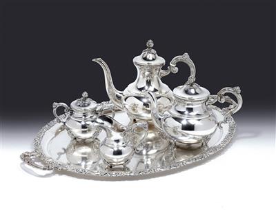 A tea- and coffee service, - Stříbro