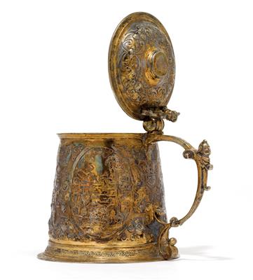 A Renaissance lidded tankard from Augsburg, - Argenti